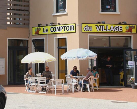 comptoir du village courzieu